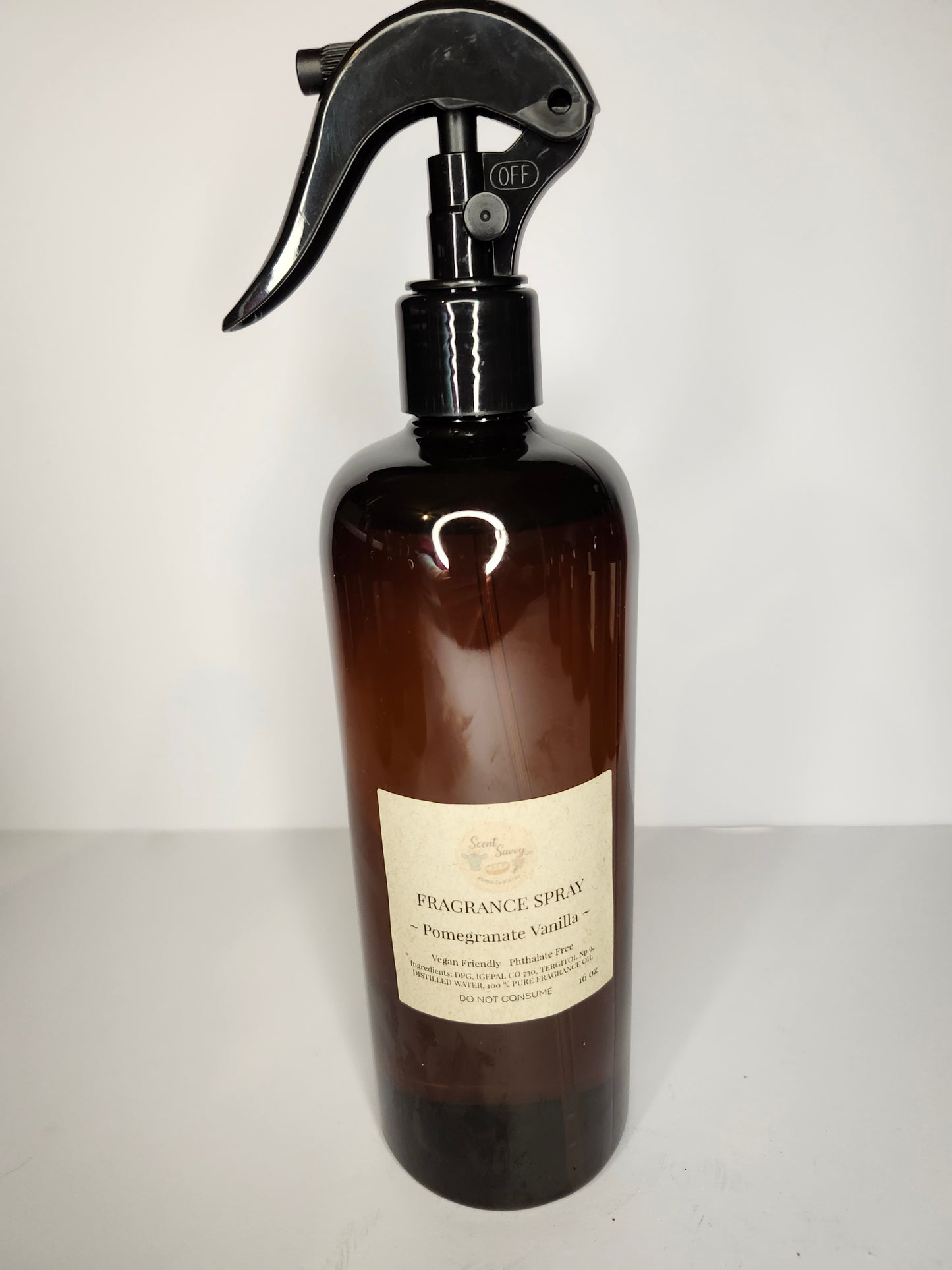 🌿 Vegan-Friendly Linen & Room Spray