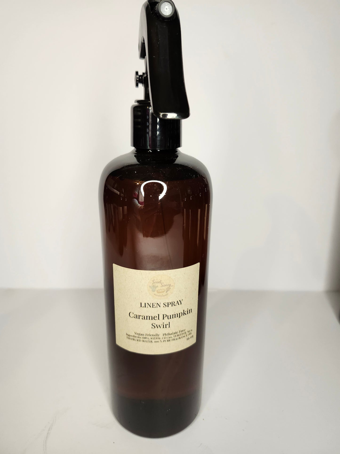 🌿 Vegan-Friendly Linen & Room Spray