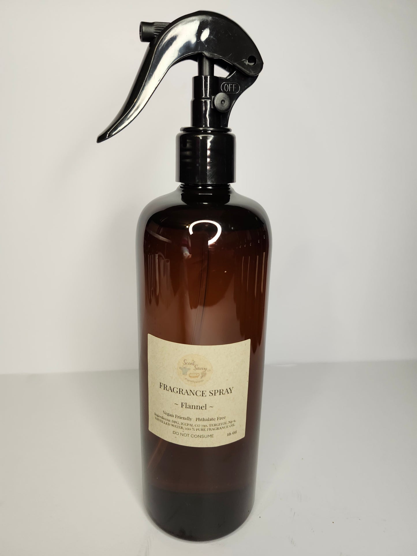 🌿 Vegan-Friendly Linen & Room Spray